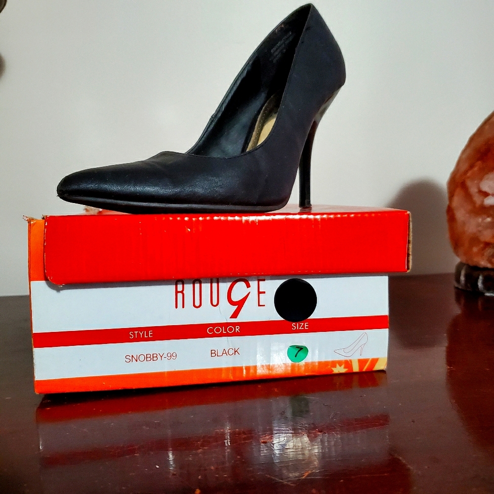 Rouge Black Heels